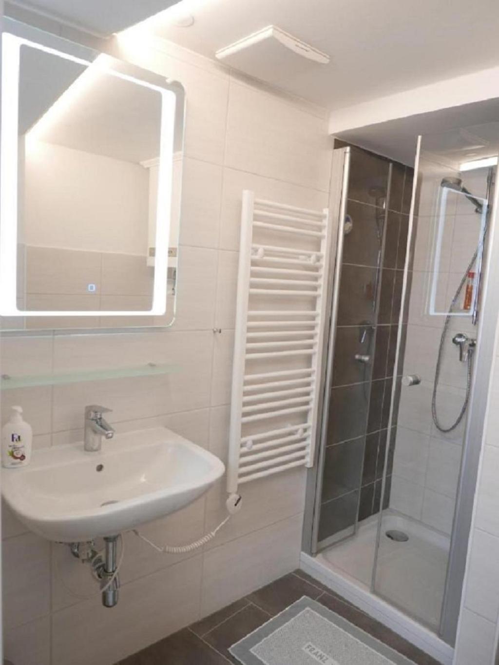 Apartment 2 Personen Bei Salzburg *