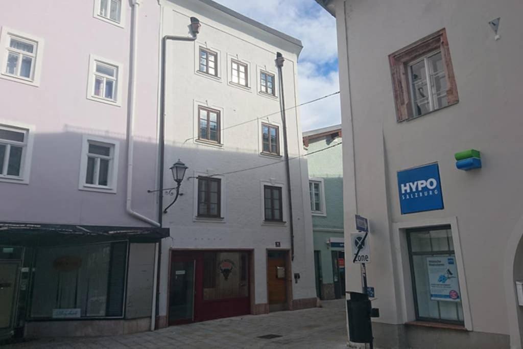 2 Personen Bei Salzburg * Hallein